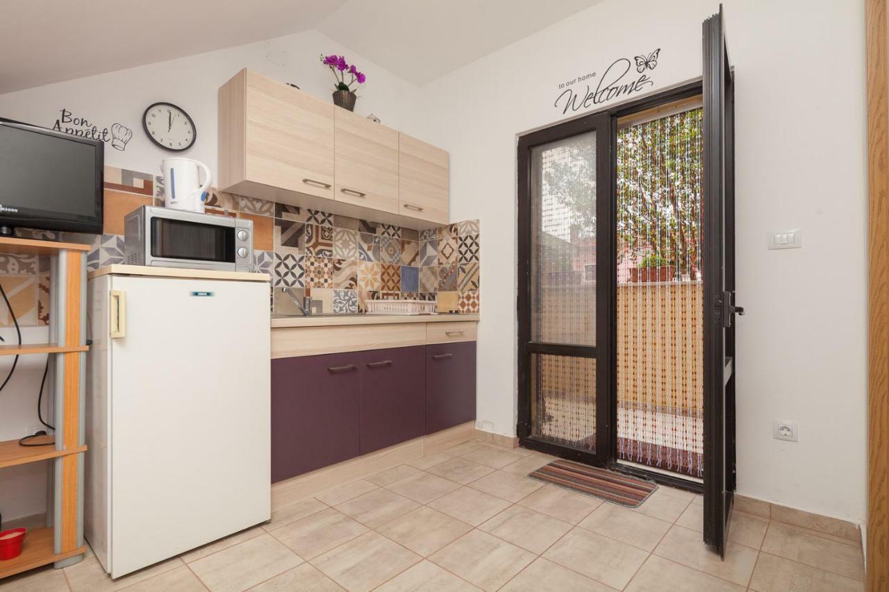 Apartmán Miramare Pomer Exteriér fotografie